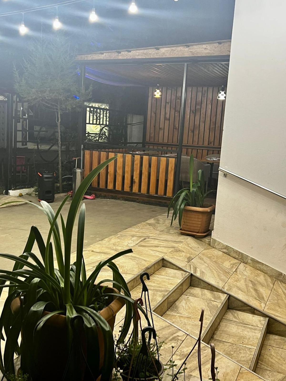 Golden Fleece Hotel Ureki Buitenkant foto