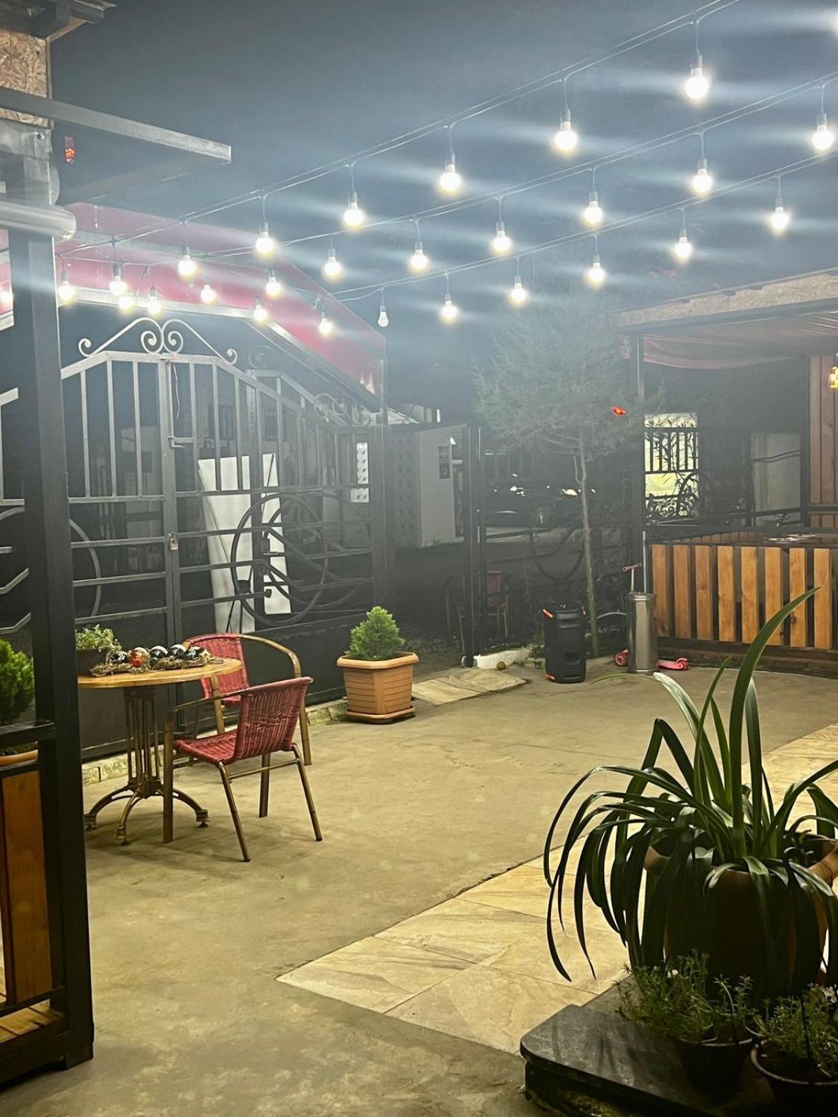Golden Fleece Hotel Ureki Buitenkant foto