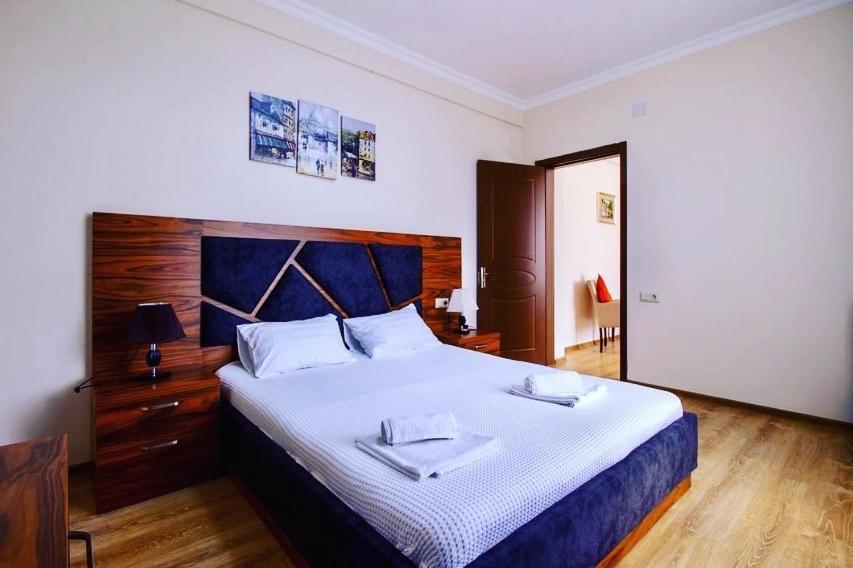 Golden Fleece Hotel Ureki Buitenkant foto