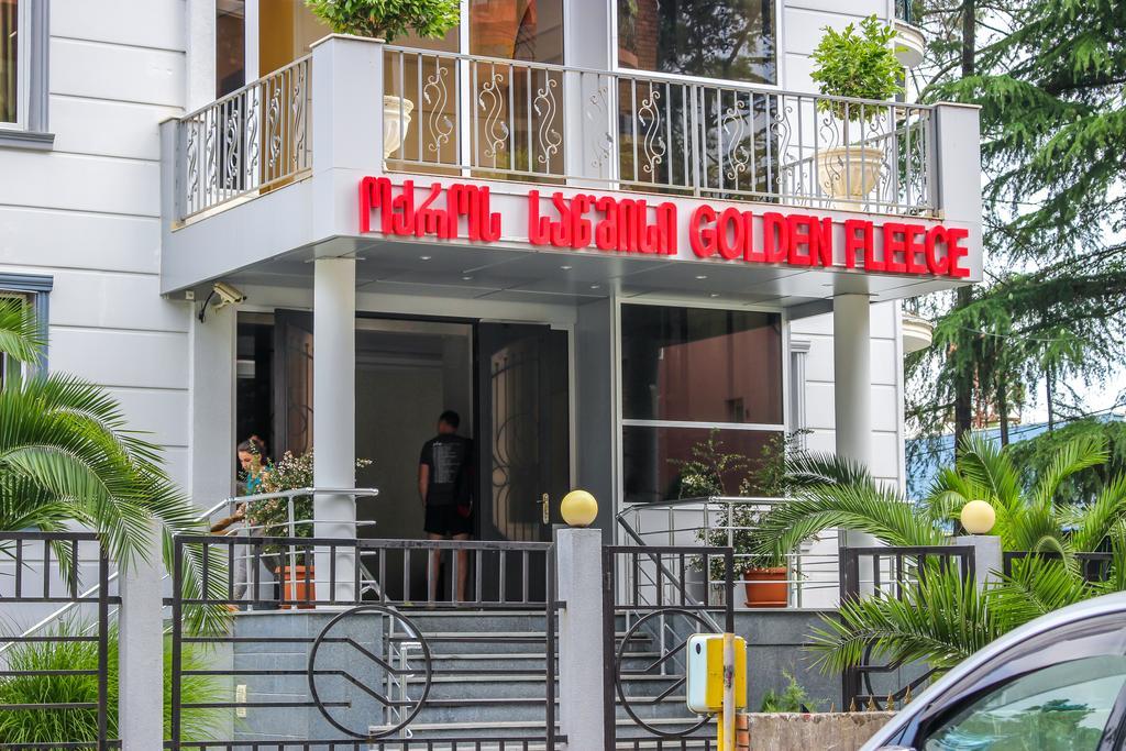 Golden Fleece Hotel Ureki Buitenkant foto